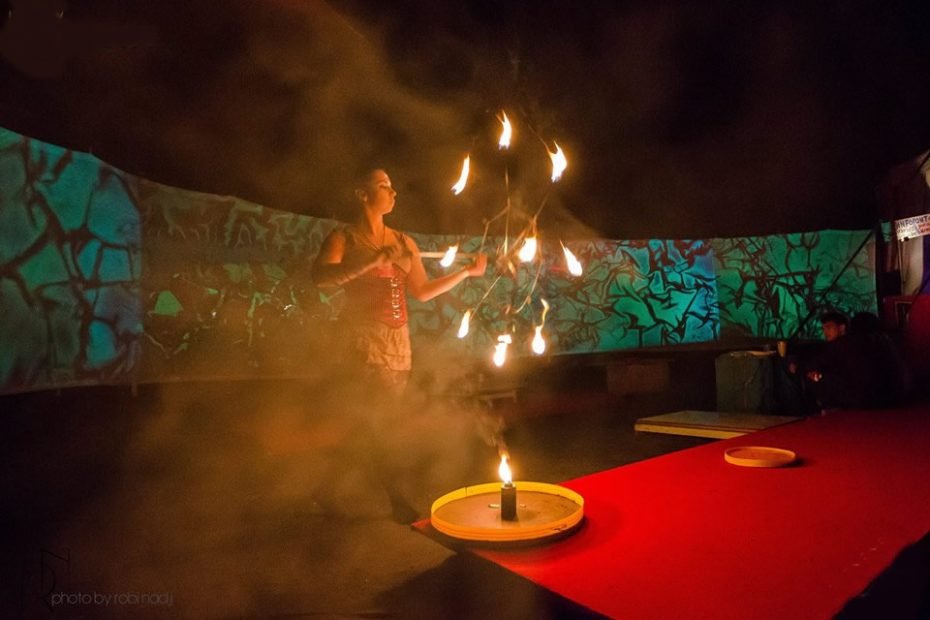 tűzzsonglőr csoport rendelés 075.jpg